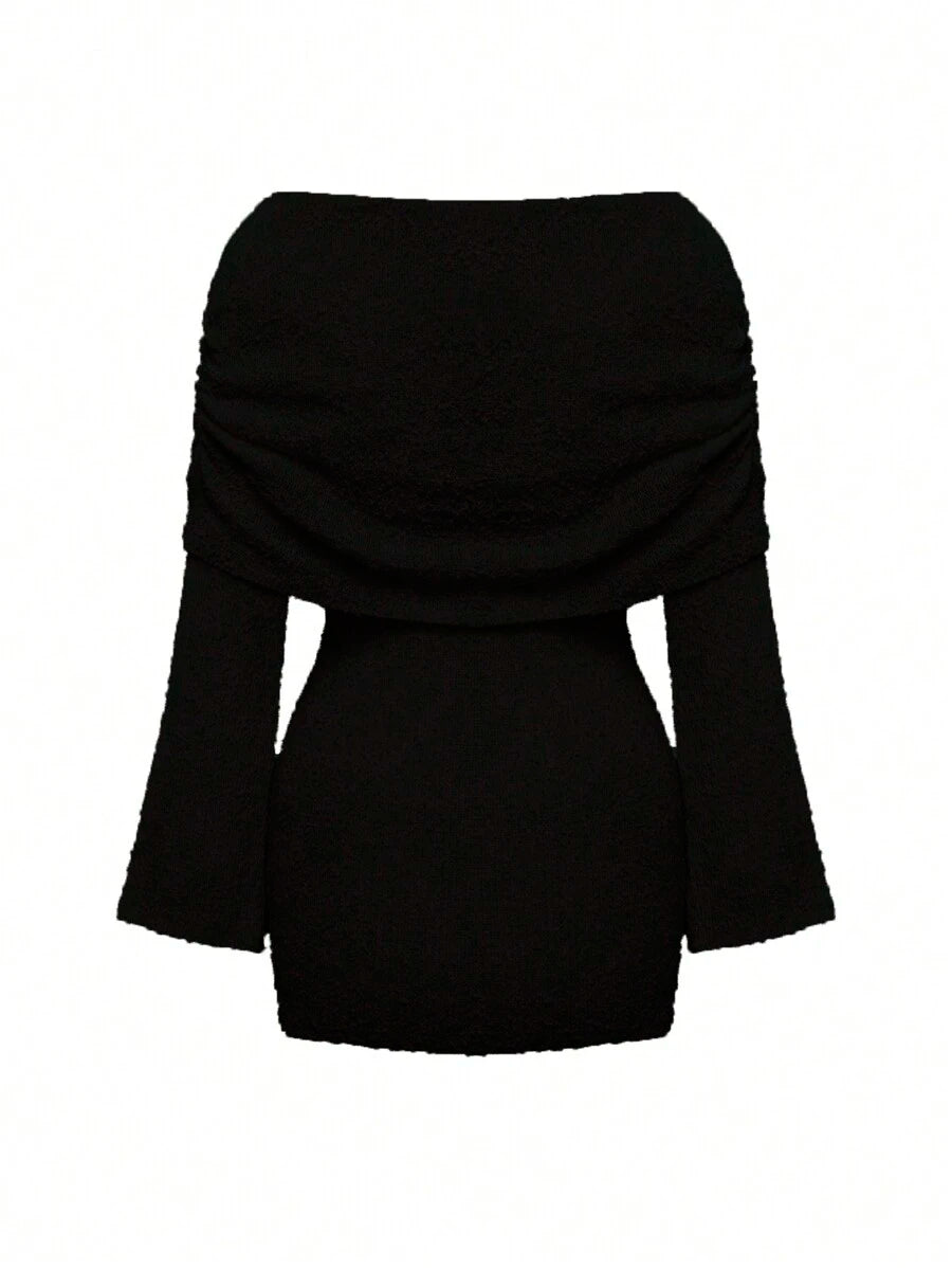 Elyanne | Robe Mini Épaules Nues & Éclat Nocturne