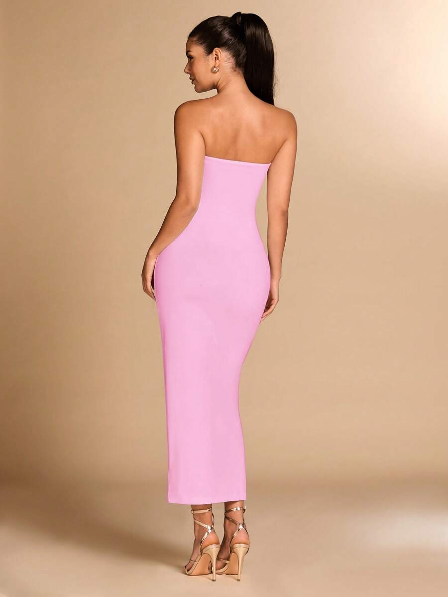Lyanne | Robe Sculptée & Fleur Dorée