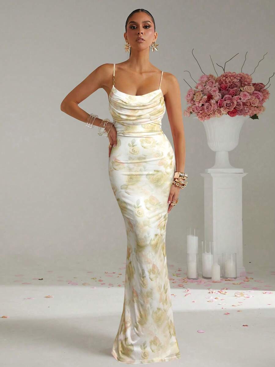 Aurea | Robe Maxi Ajustée à Touches de Luxe