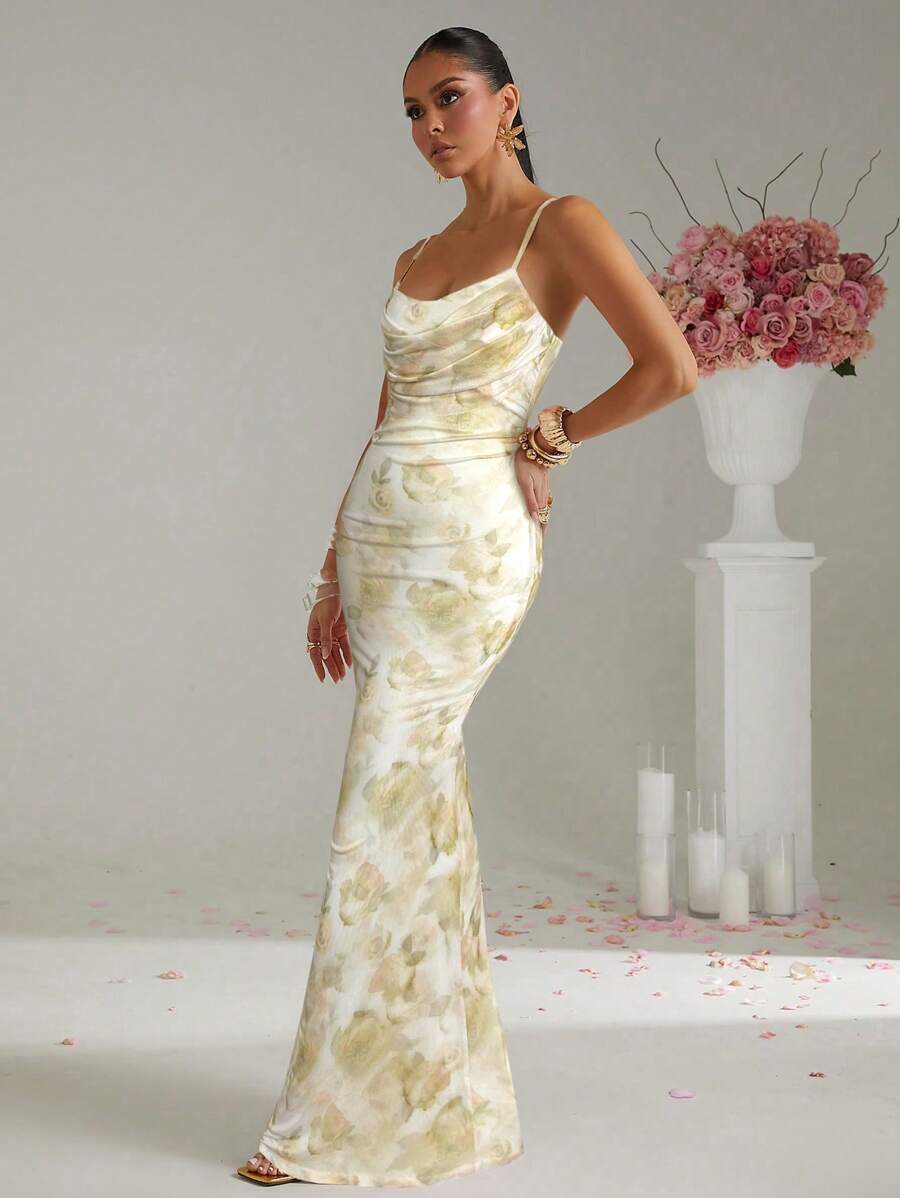 Aurea | Robe Maxi Ajustée à Touches de Luxe