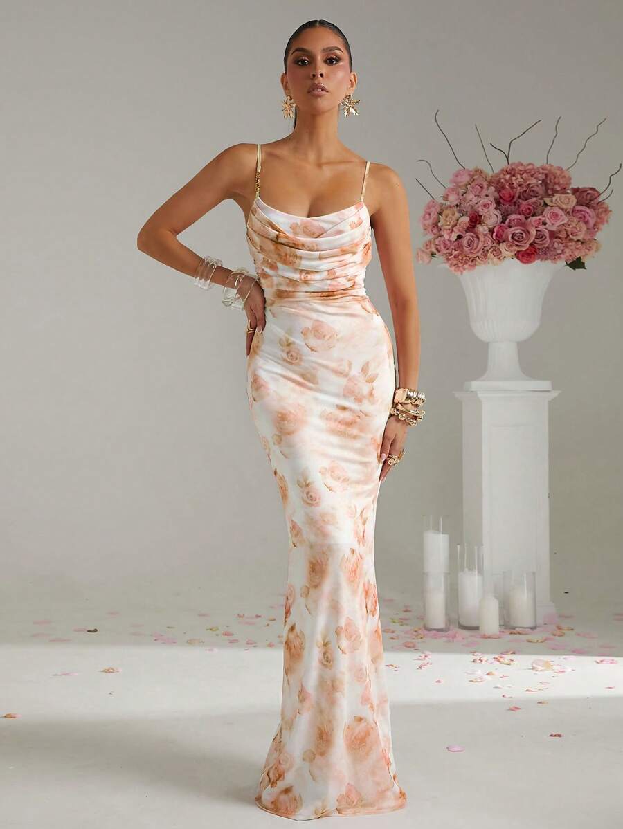 Aurea | Robe Maxi Ajustée à Touches de Luxe