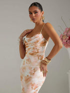 Aurea | Robe Maxi Ajustée à Touches de Luxe