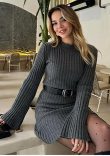 Lena | Robe Tricotée Chic Évasée