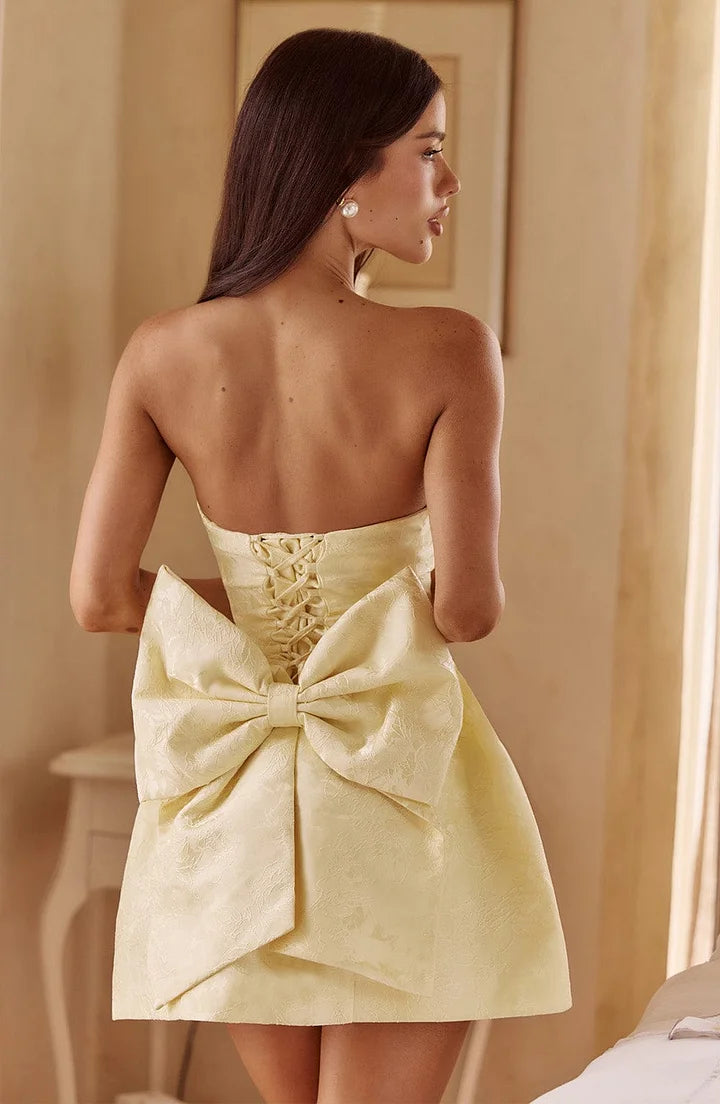 Elani | Robe Mini Chic & Silhouette Sublimée
