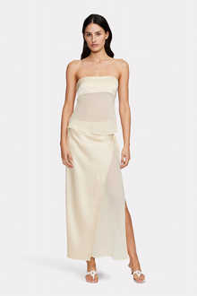 Nahia | Robe Épure & Transparence Sublime