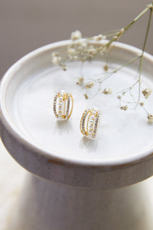 Boucles d'oreilles Ophelia en perles et cristaux dorés