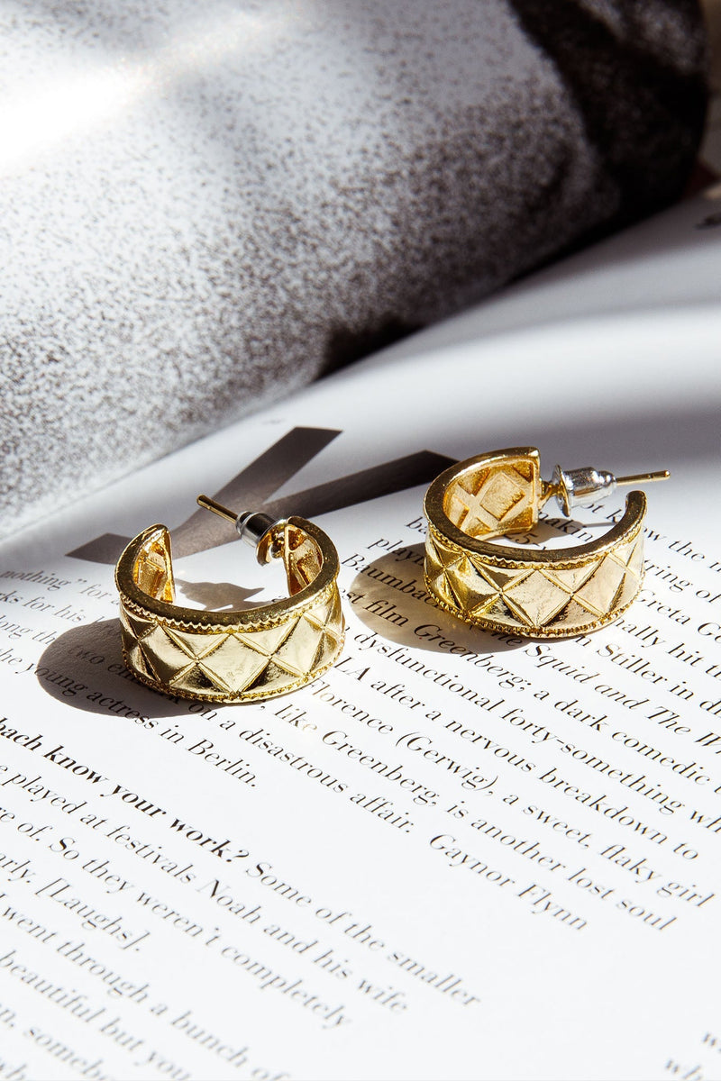 Boucles d'oreilles créoles petites gravées en or