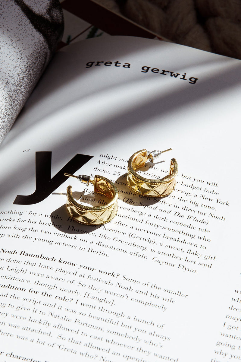 Boucles d'oreilles créoles petites gravées en or