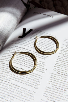 Boucles d'oreilles créoles Hailey Grande Or