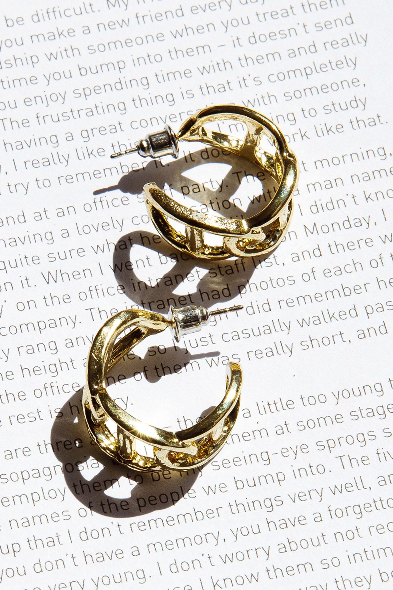 Boucles d'oreilles créoles petites en chaîne Knox Or