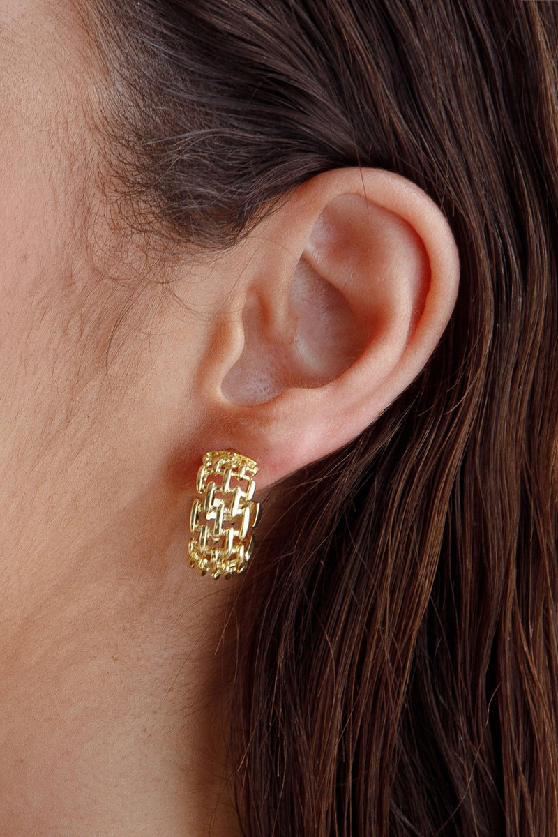 Boucles d'oreilles créoles petites en lien carré dorées