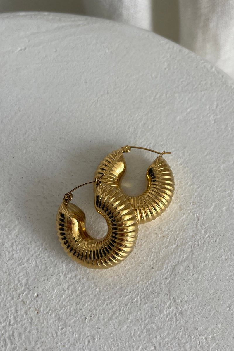 Boucles d'oreilles créoles en or Tammi à côtes épaisses