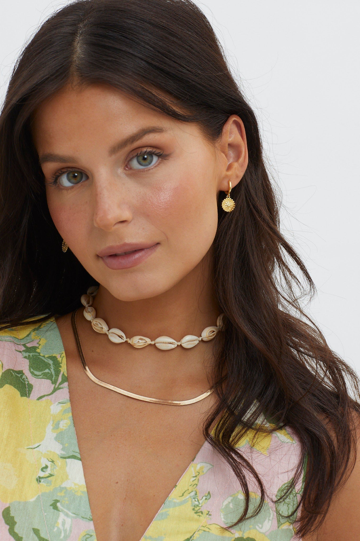 Boucles d'oreilles pendantes Ezra en or