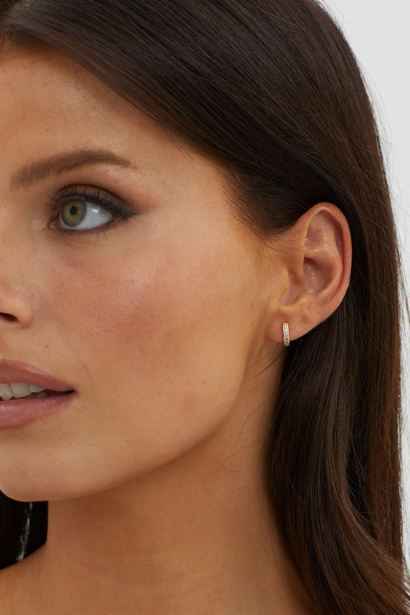 Boucles d'oreilles créoles en zircon pavé Zelda Or