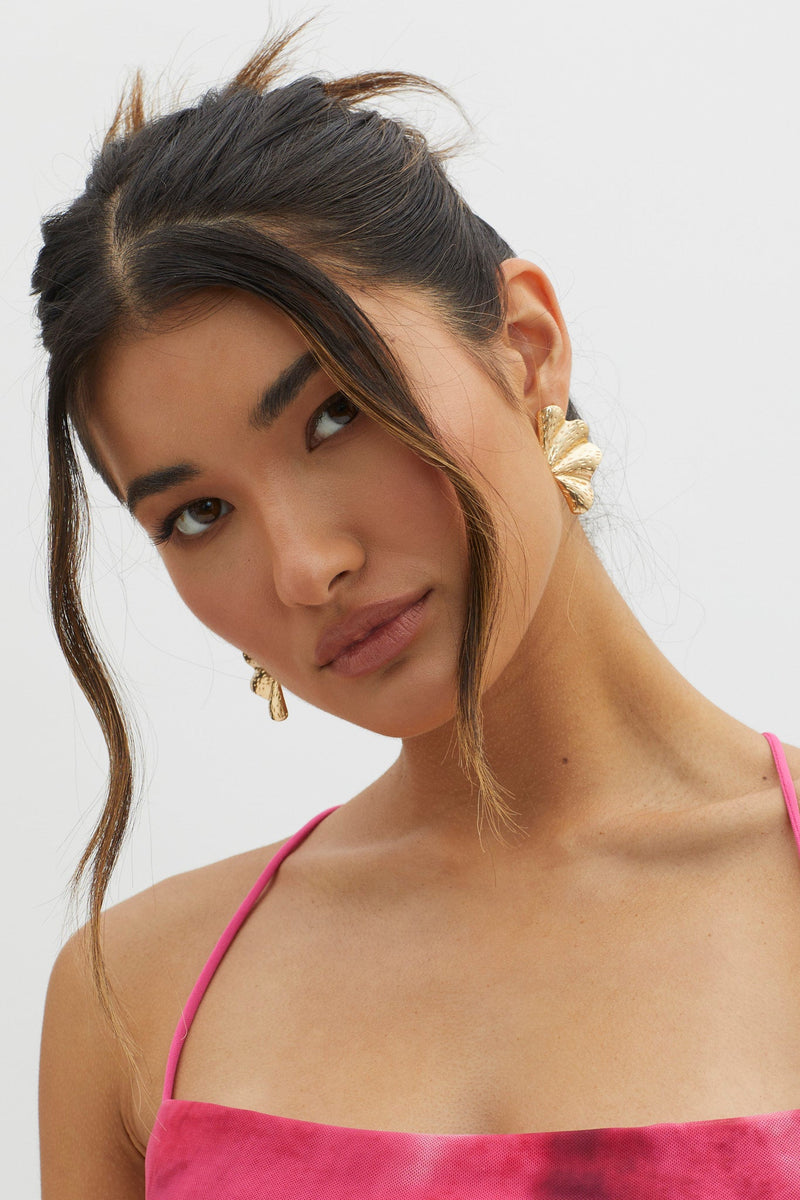 Boucles d'oreilles en forme de feuille Olga dorées