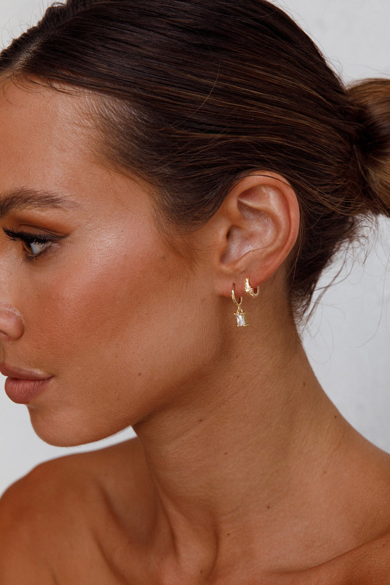 Boucles d'oreilles créoles à pampille en diamants d'avril transparent