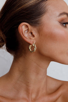 Boucles d'oreilles créoles Fate en or