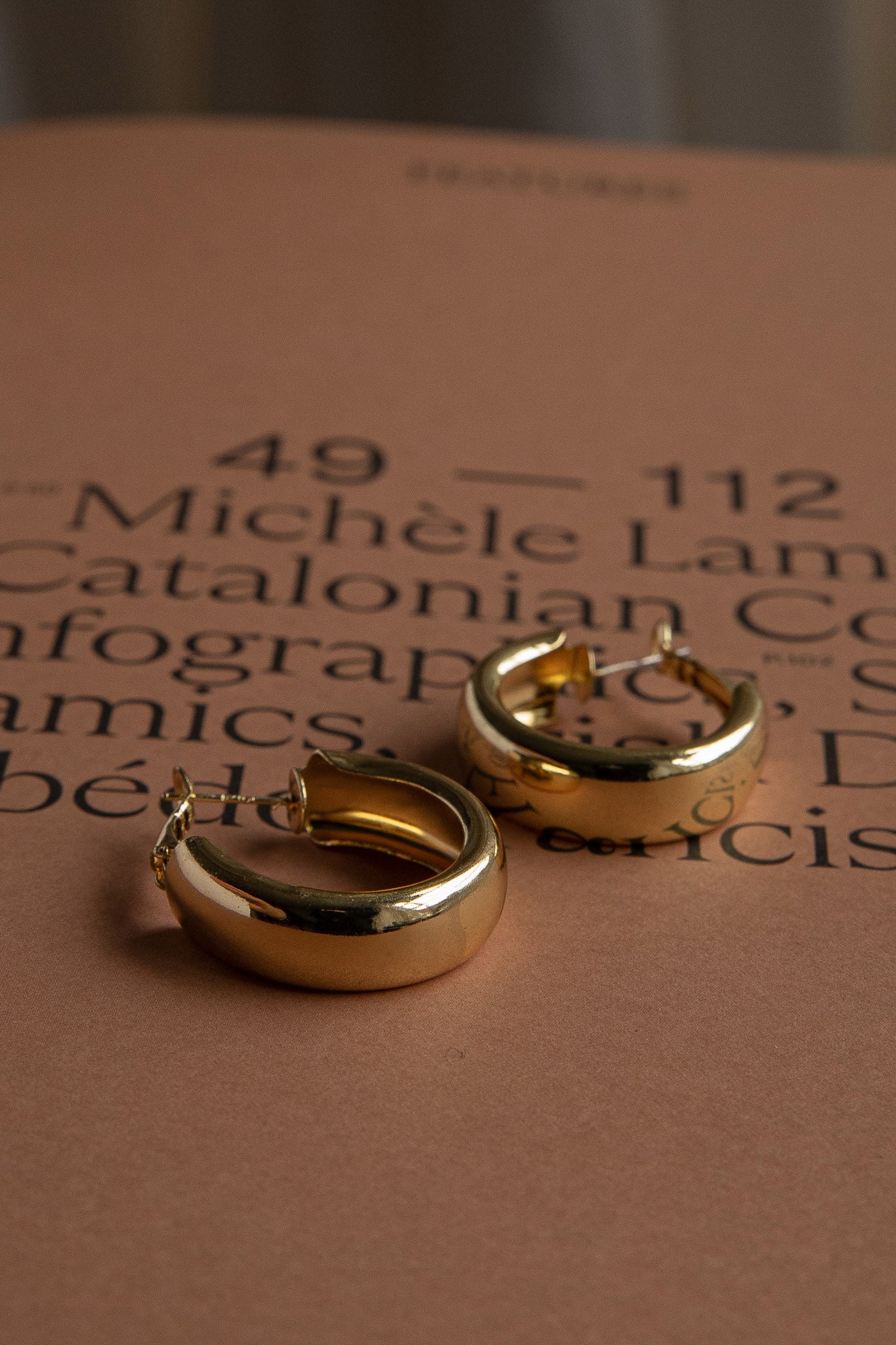 Boucles d'oreilles créoles Osiris en or