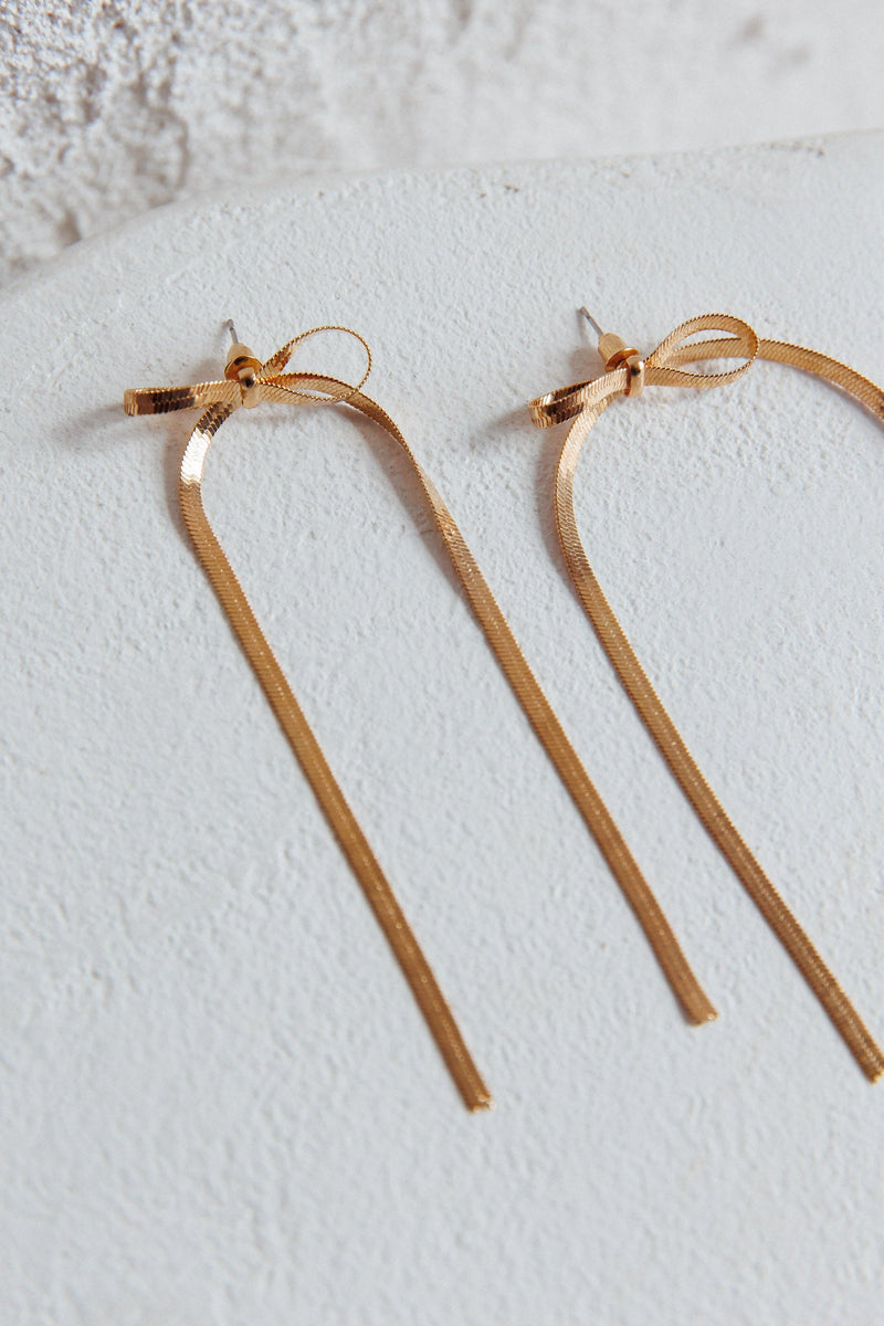 Boucles d'oreilles en or avec nœud en chevrons Macy