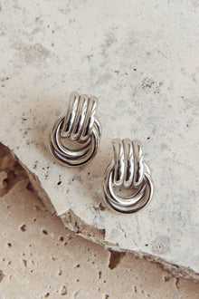 Boucles d'oreilles Shiloh Loop Argent Foncé