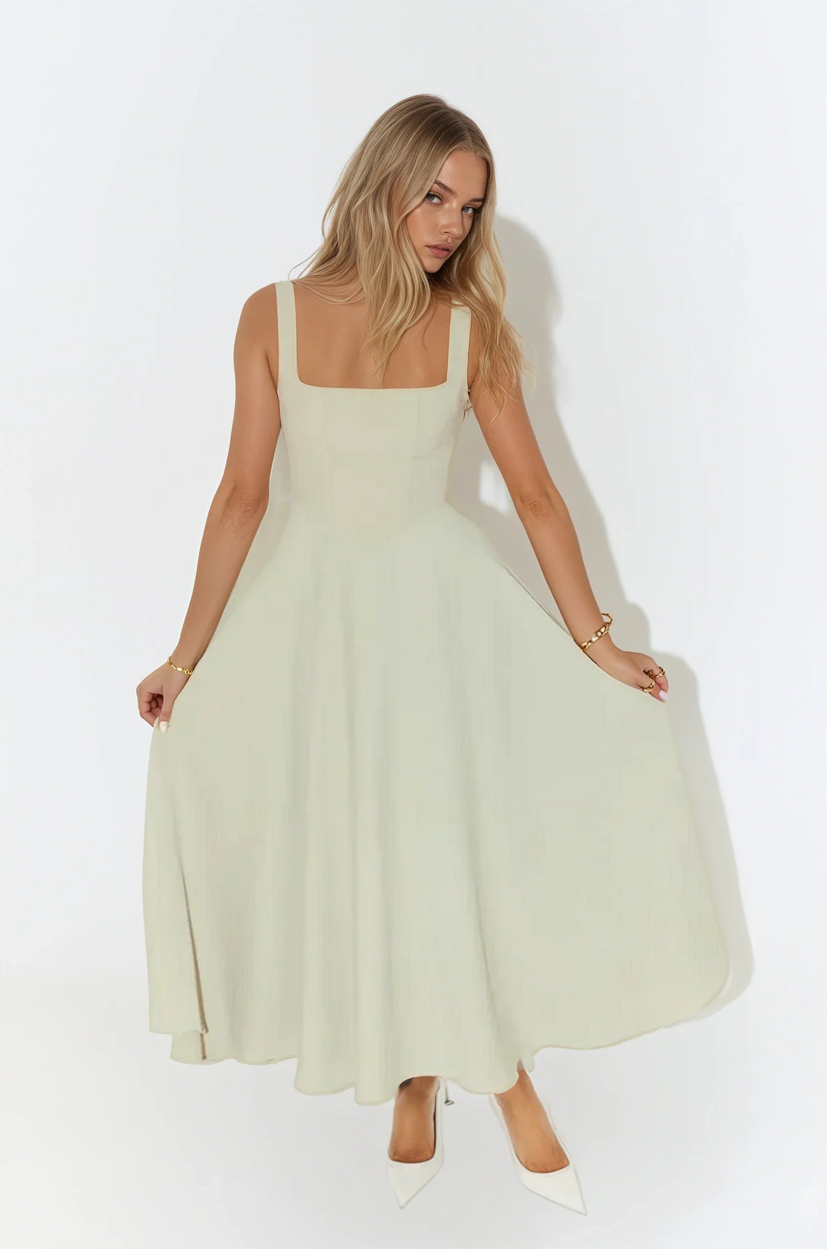 Lilou | Robe Épurée & Élégance Naturelle