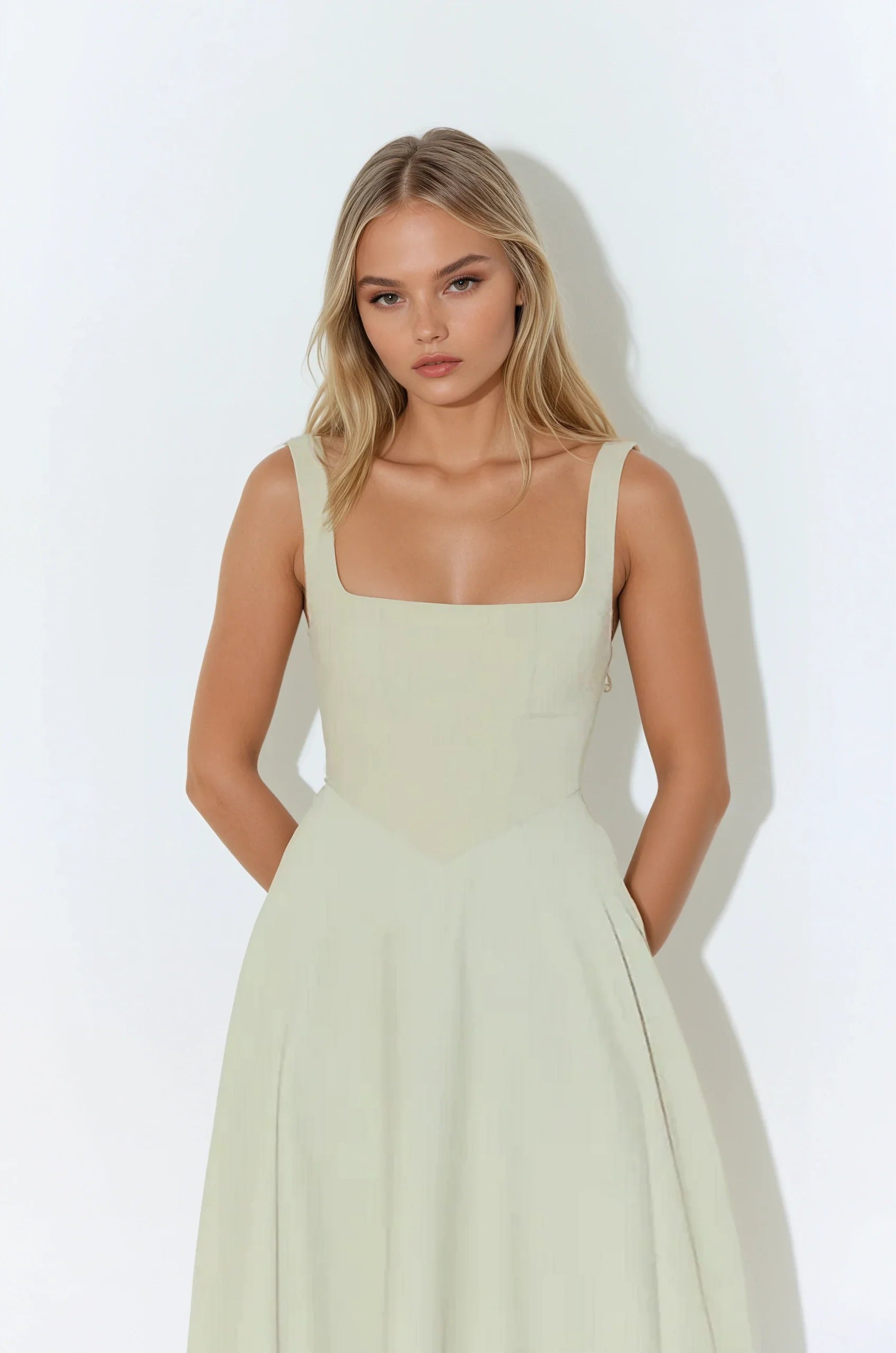 Lilou | Robe Épurée & Élégance Naturelle