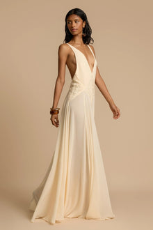Lavinia | Robe Longue Drapée & Élégance Sculptée
