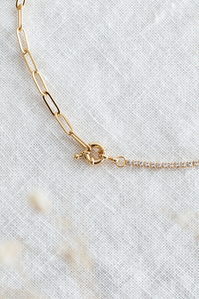 Collier en maillons de clip en papier Madelyn avec strass doré
