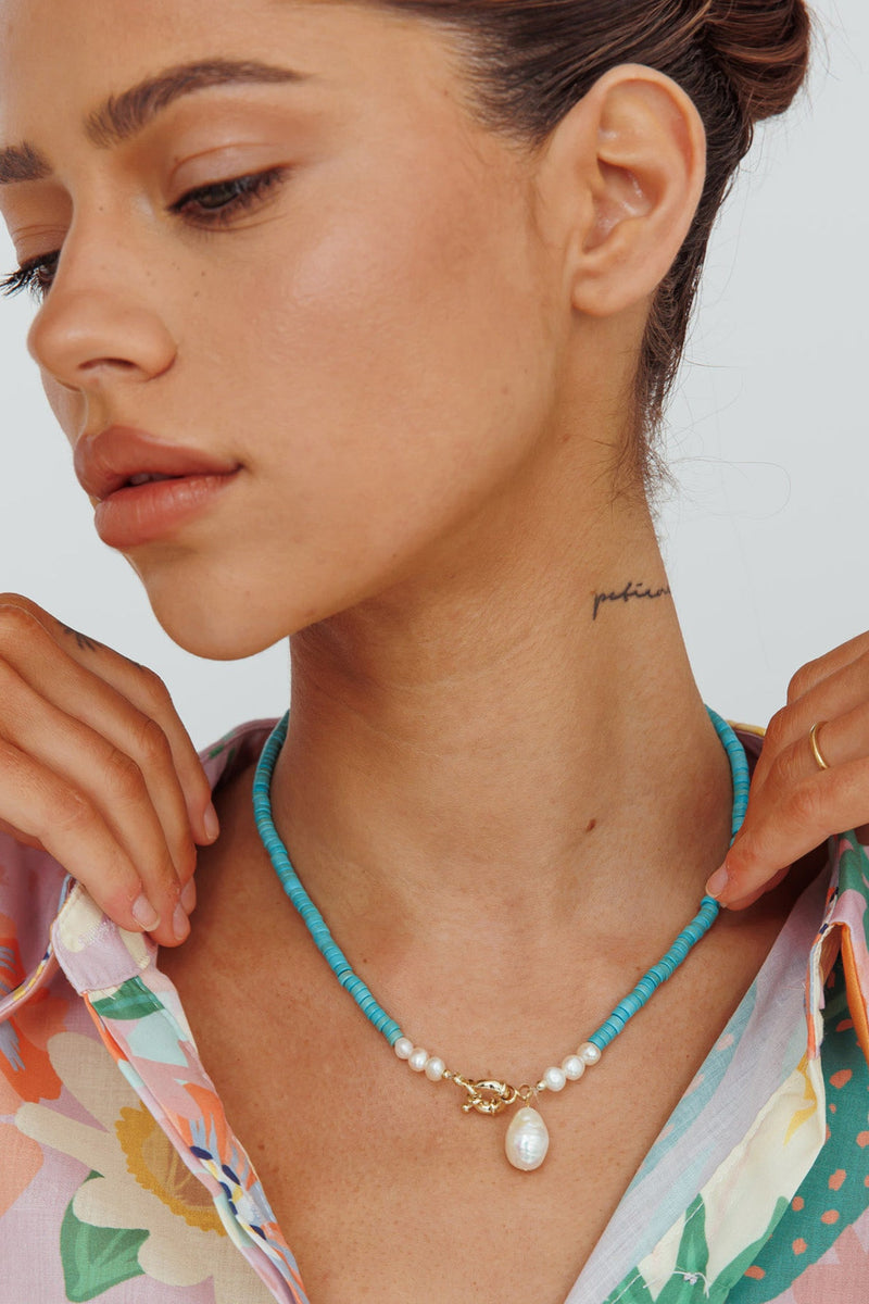 Collier de perles turquoise Monaco en or