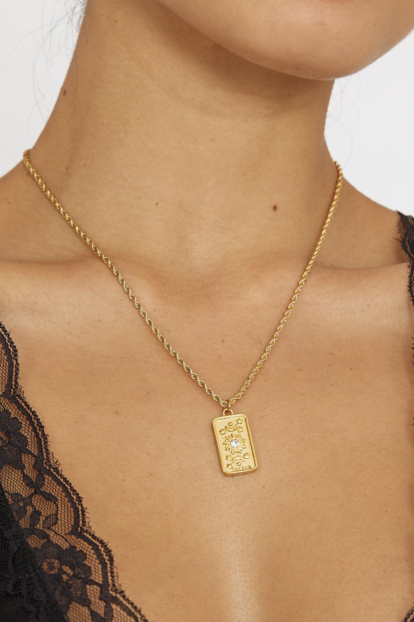 Collier Pendentif Chaîne en Corde Sol Or
