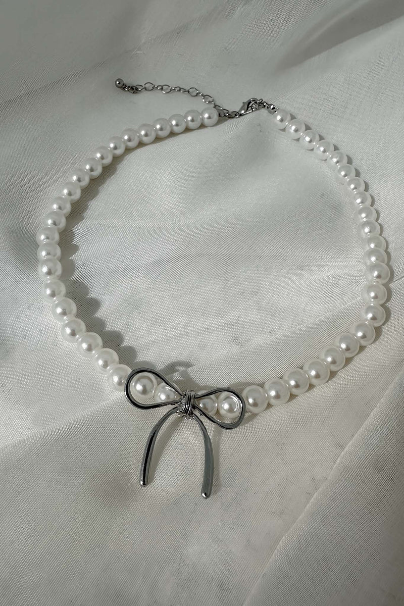 Collier en perles avec accent nœud Daydream Argent