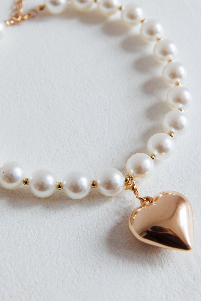 Collier en perles cœur large Kerri Or