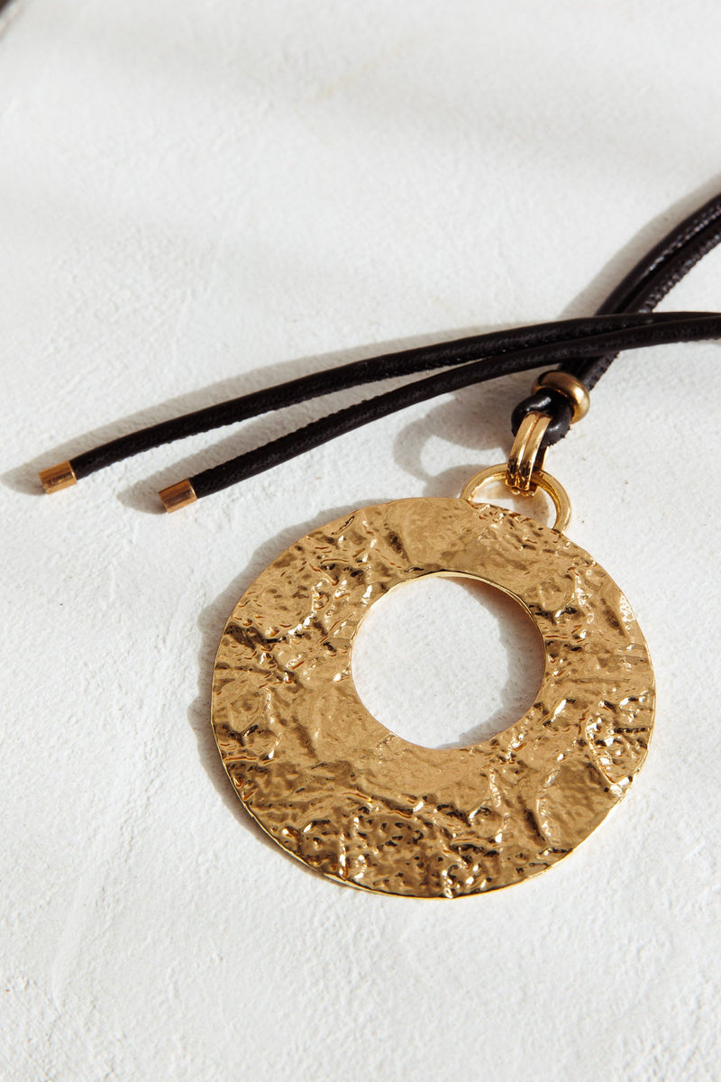 Collier Pendentif Rond Texturé Hometown Or
