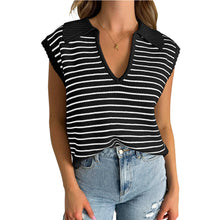 Luna™ | Pull élégant à col V rayé