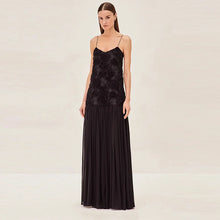 Liora | Robe Noire & Élégance Florale