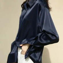 Elisa™ | Blouse Satinée à Boutons