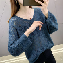 Lucy™ | Pull à col en V essentiel