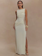Maëva | Robe Plissée & Silhouette Élancée