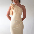 Liora | Robe Asymétrique Fleurie & Allure Sculptante