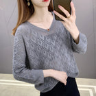 Lucy™ | Pull à col en V essentiel