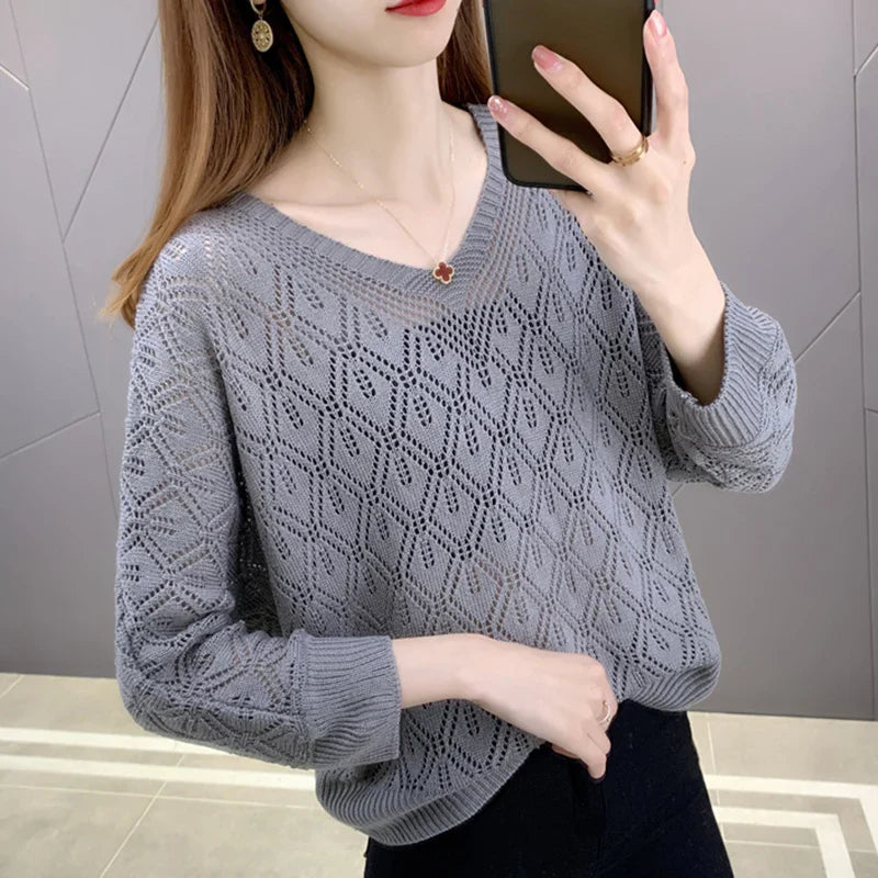 Lucy™ | Pull à col en V essentiel
