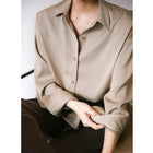Elisa™ | Blouse Satinée à Boutons