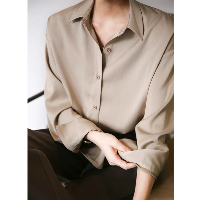 Elisa™ | Blouse Satinée à Boutons