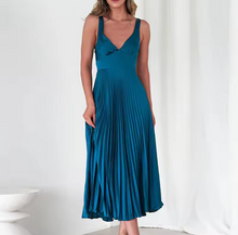 Aby - Gelbes Plissiertes V-Ausschnitt Maxikleid