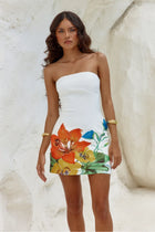 Soléa | Robe Fleurie & Esprit Tropical