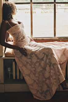 Seren | Robe Bohème & Détails Délicats