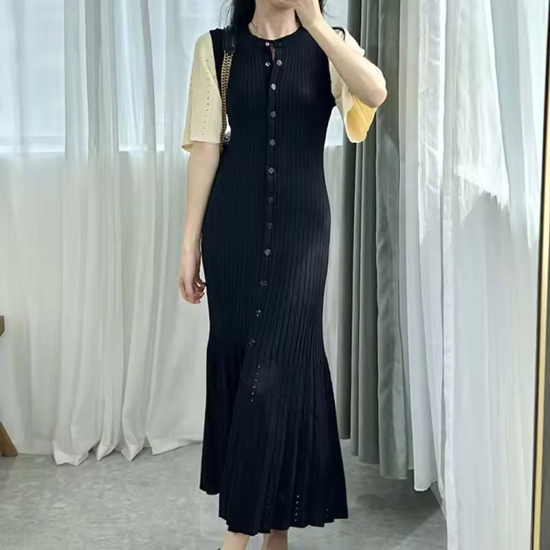 Élina | Robe Boutonnée & Élégance Intemporelle