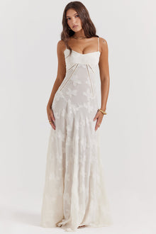 Seren | Robe Bohème & Détails Délicats